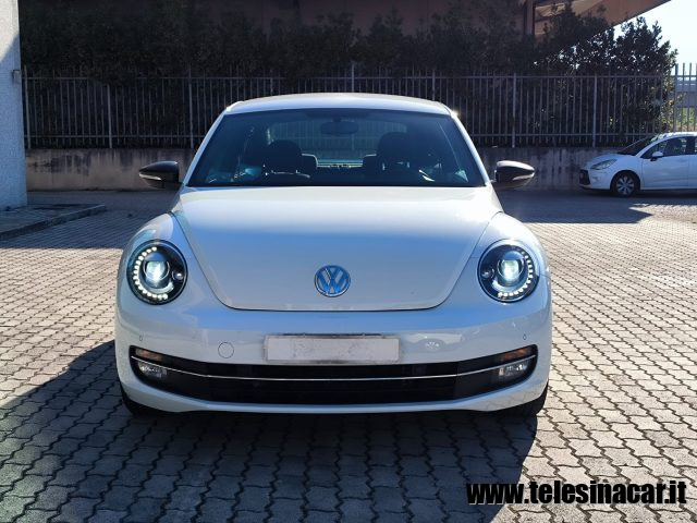 Volkswagen Maggiolino 1.6 TDI 105cv Design BlueMotion Technology - foto 3 di 4