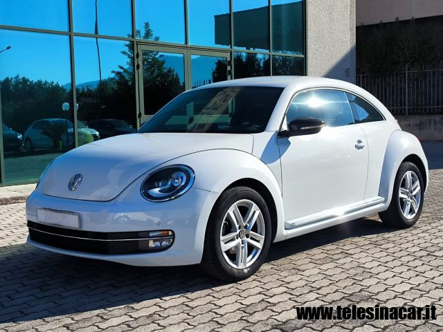 Volkswagen Maggiolino 1.6 TDI 105cv Design BlueMotion Technology - foto 2 di 4