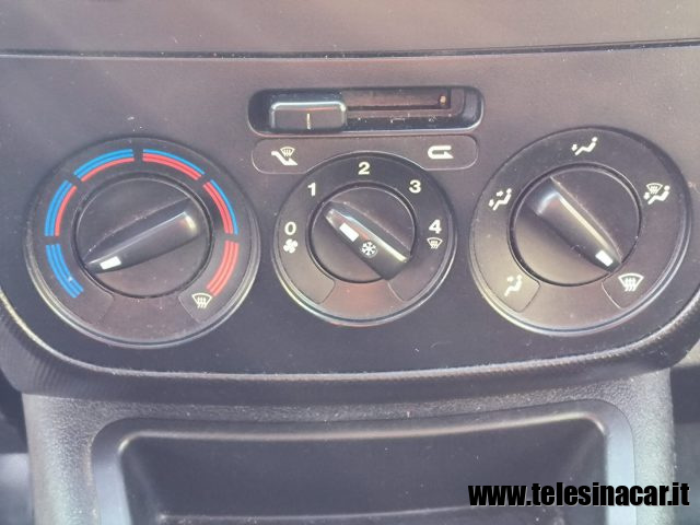 Fiat Fiorino 1.3 MJT 80CV, del 2017, 212.000 km, in vendita a San Salvatore Telesino (BN)