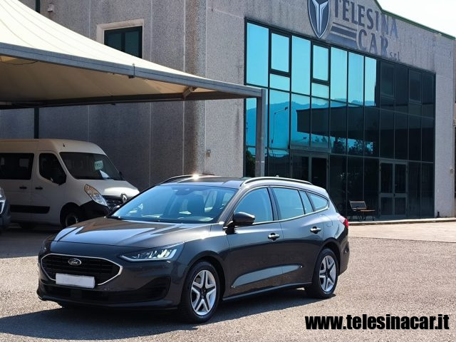 Ford Focus 1.5 EcoBlue 120 CV automatico SW Business - foto 2 di 23