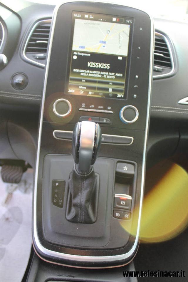 Renault Scenic 1.7 Blue dCi 120CV EDC Intens, del 2019, 122.000 km, in vendita a San Salvatore Telesino (BN)