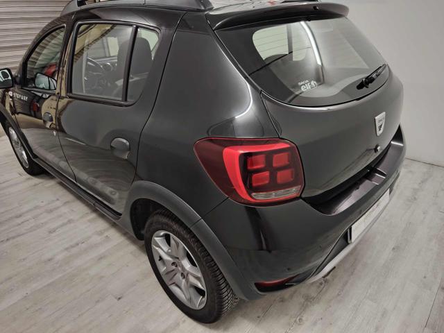 Dacia Sandero 0.9 TCe 12V TurboGPL 90CV Start&Stop Comfort - foto 3 di 4