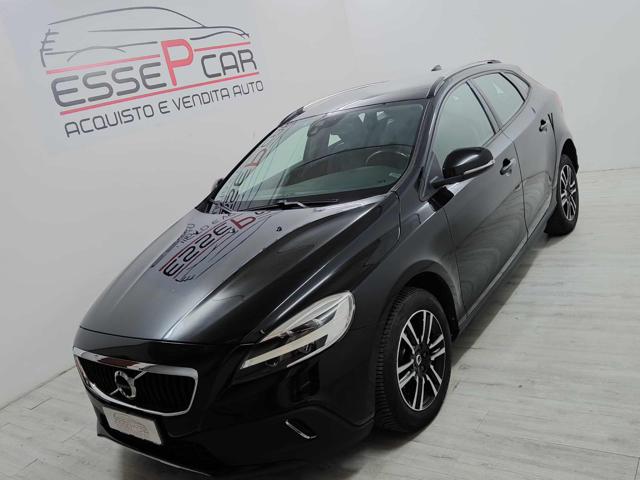 Volvo V40 Cross Country D2 usato a GERENZANO