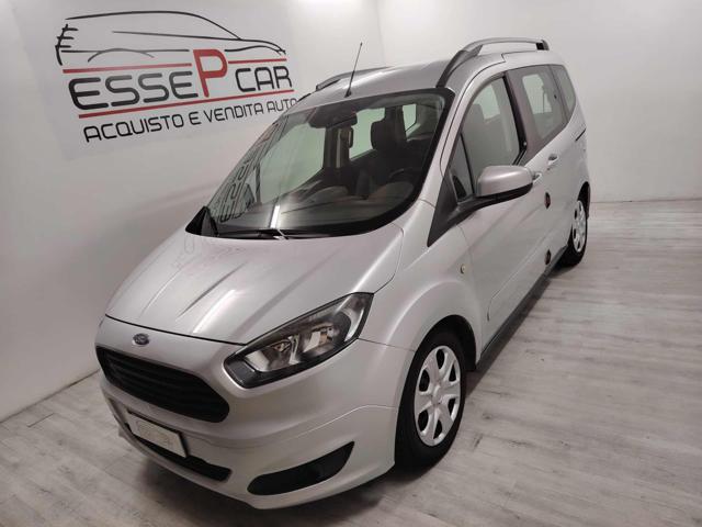 Ford Tourneo Courier 1.5 TDCI 75 CV Titanium usato a GERENZANO