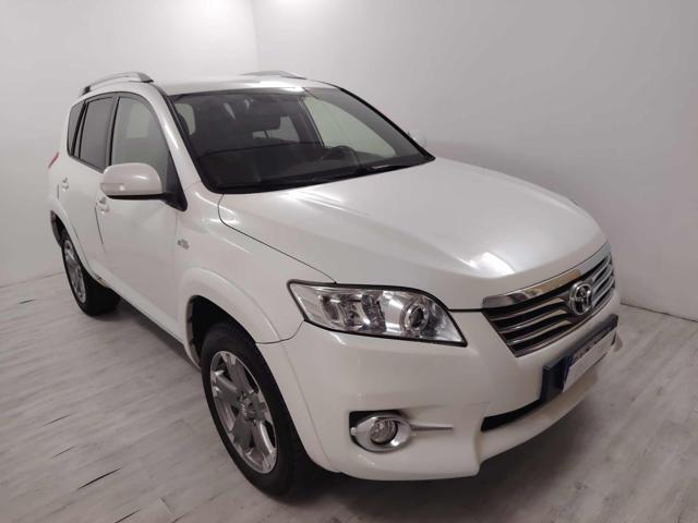 Toyota RAV 4 MY23 RAV4 Crossover 2.2 D-Cat AUTOMATICO - foto 2 di 4