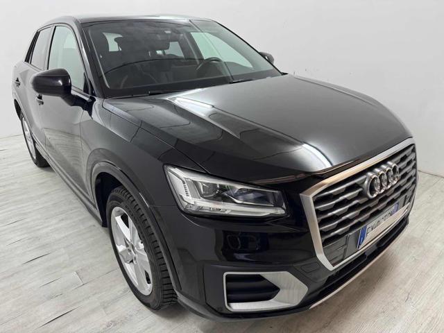 Audi Q2 30 TFSI Admired - foto 2 di 4