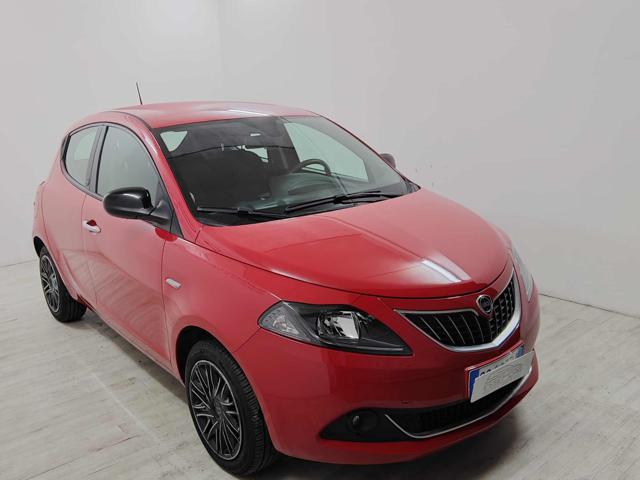 Lancia Ypsilon 1.0 FireFly Hybrid 55.000KM - foto 2 di 4