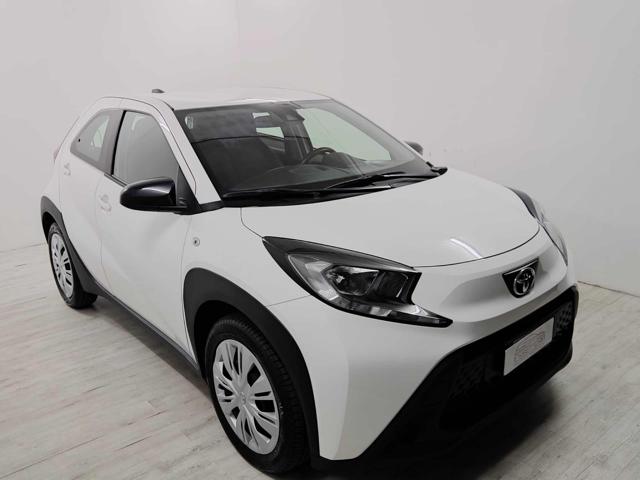 Toyota Aygo X 1.0 VVT-i Lounge 50.000KM - foto 2 di 4