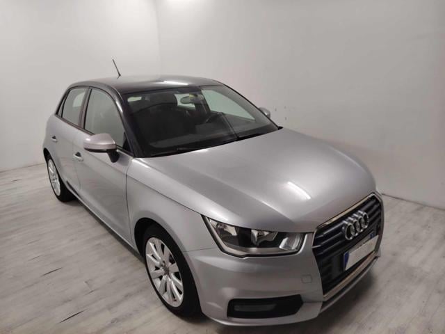 Audi A1 AUDI A1 S tronic 75.000km - foto 2 di 4