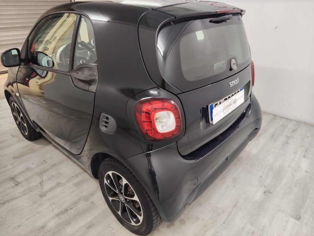 smart forTwo 70 1.0 twinamic Urban - foto 4 di 4