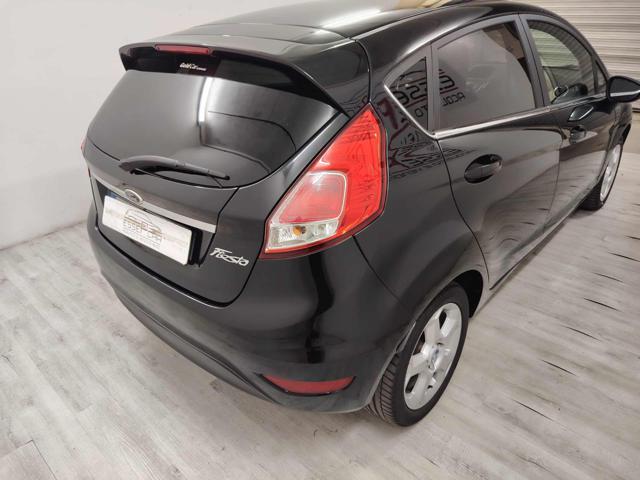 Ford Fiesta 1.0 80CV 5 porte Titanium 70.000KM - foto 3 di 4