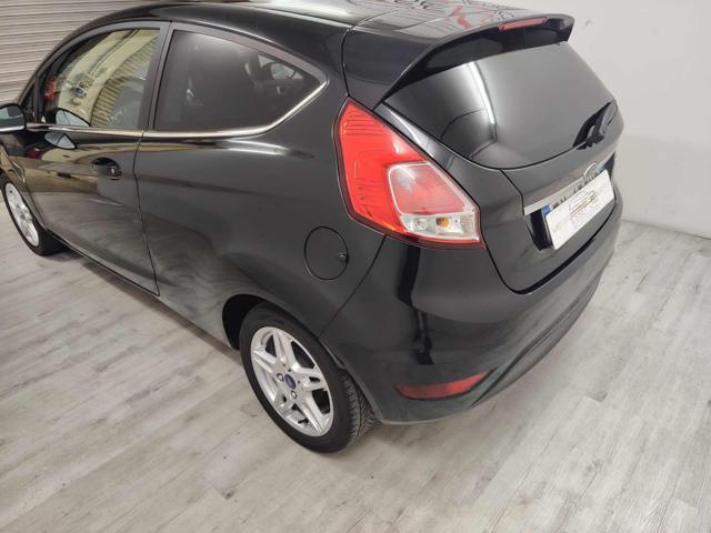Ford Fiesta 1.5 TDCi 75CV 3 porte Titanium - foto 3 di 4