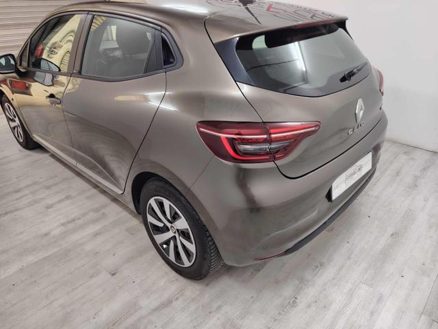 Renault Clio Full Hybrid E-Tech 140 CV 5 porte E-Tech - foto 4 di 4