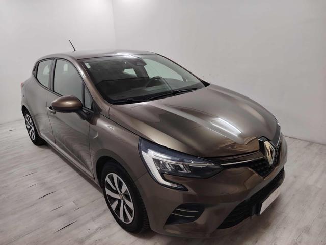 Renault Clio Full Hybrid E-Tech 140 CV 5 porte E-Tech - foto 2 di 4