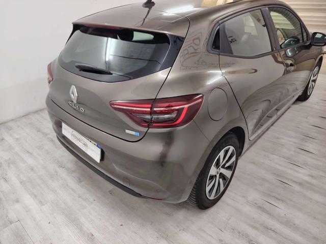 Renault Clio Full Hybrid E-Tech 140 CV 5 porte E-Tech - foto 3 di 4