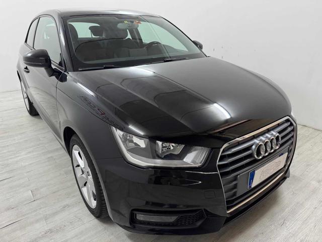 Audi A1 1.0 TFSI ultra - foto 2 di 4