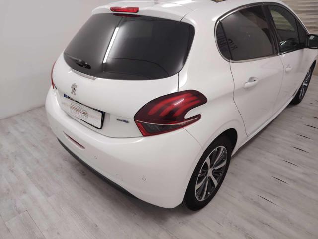 Peugeot 208 1° serie BlueHDi 75 5 porte Allure - foto 2 di 8
