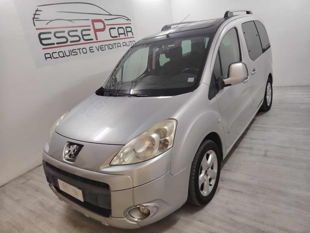 Peugeot Partner Tepee 1.6 HDi 112CV Premium, del 2011, 110.000 km, in vendita a Gerenzano (VA)