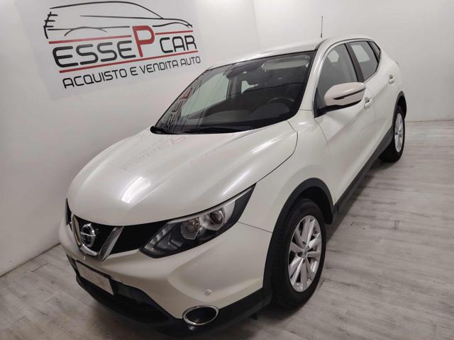 Nissan Qashqai 1.5 dCi Acenta, del 2015, 140.000 km, in vendita a Gerenzano (VA)