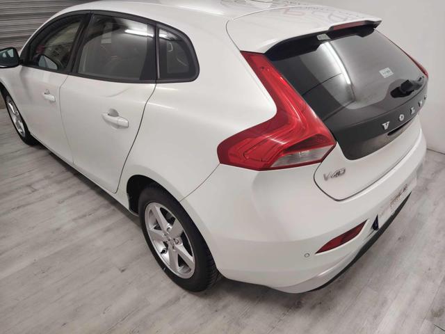 Volvo V40 D2 Geartronic - foto 4 di 4