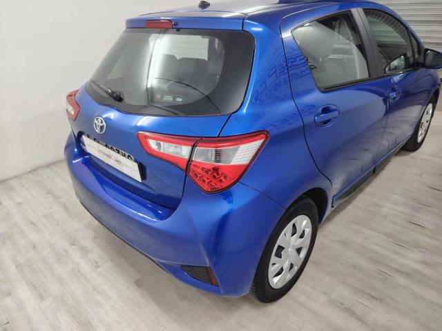 Toyota Yaris 1.0 5 porte Active - foto 3 di 4