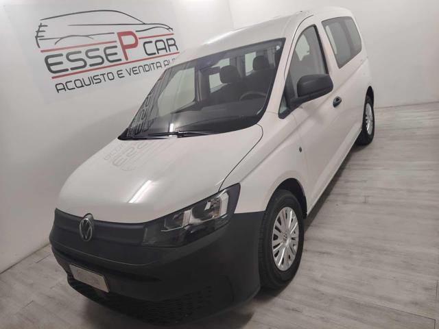 Volkswagen Caddy 2.0 TDI 102 CV Kombi Business, del 2022, 144.000 km, in vendita a Gerenzano (VA)