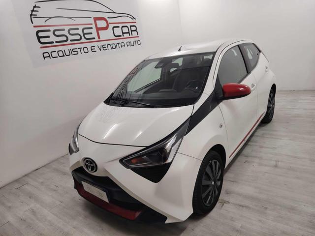 Toyota Aygo 1.0 VVT-i 72 CV 5 porte x-cite, del 2019, 122.000 km, in vendita a Gerenzano (VA)