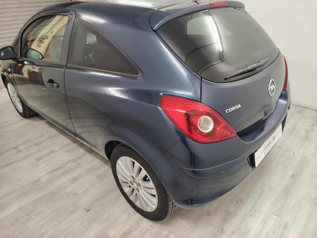 Opel Corsa 1.2 3 porte Ecotec - foto 4 di 4