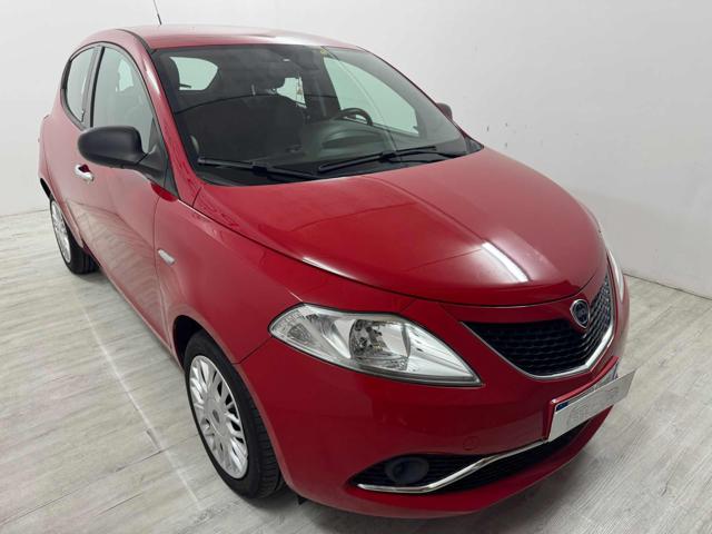 Lancia Ypsilon 1.2 69 CV 5 porte Gold - foto 2 di 4
