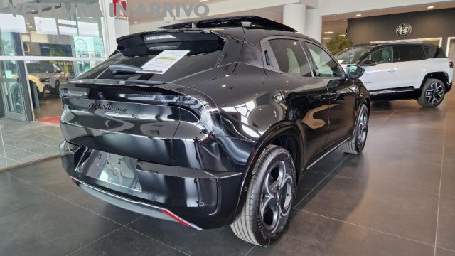 Alfa Romeo Junior 156 CV BEV Edizione Milano Cortina 2026 - Techno - - foto 2 di 4