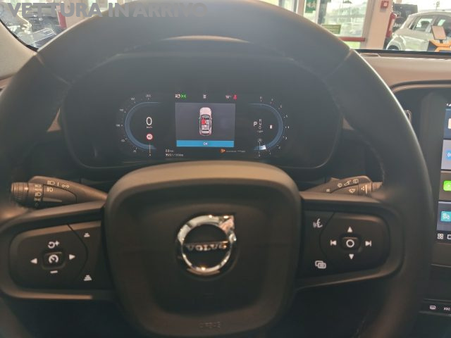 Volvo XC40 T3 BENZINA - foto 3 di 4