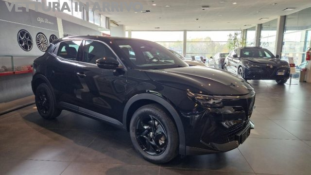 Alfa Romeo Junior 1.2 145 CV Hybrid eDCT6 - foto 2 di 4