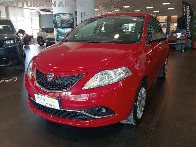 Lancia Ypsilon 1.2 69 CV 5 porte, del 2016, 100.000 km, in vendita a Modena (MO)