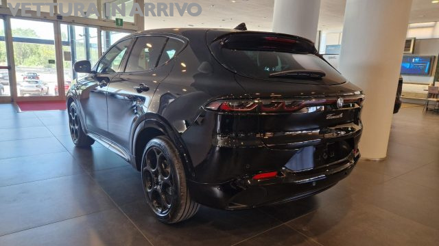 Alfa Romeo Tonale 1.5 175 CV MHEV TCT7 Ti + Cerchi 19 Stile + Techno - foto 4 di 4