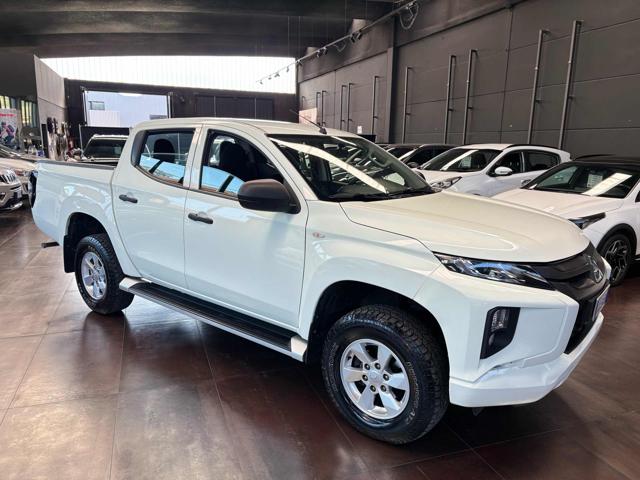 Mitsubishi L200 2.3 D Double Cab 4x4 Easy Select Invite Connect usato a PESARO