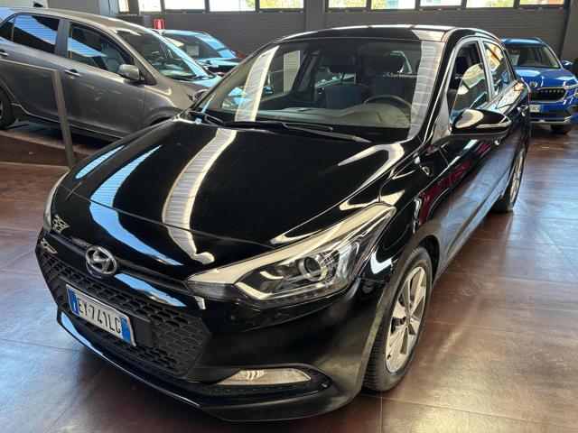 Hyundai i20 1.2 84 CV 5 porte Comfort - foto 3 di 4