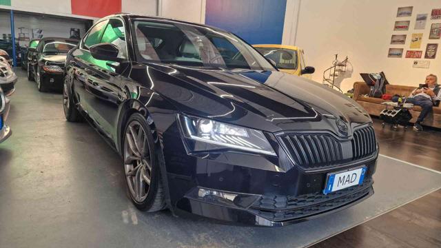 Skoda Superb 2.0 TSI DSG 4x4 Laurin&Klement 24000KM!! 500cv! - foto 3 di 4