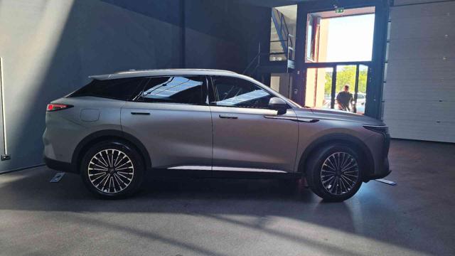 Omoda 9 Omoda 9 1.5 TGDI 537 CV Super Hybrid System i-AWD - foto 2 di 4