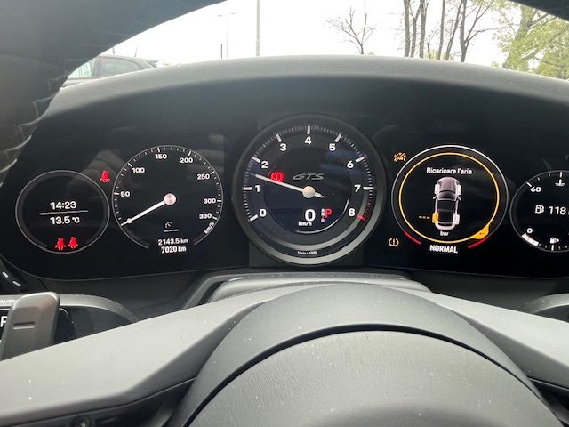 Porsche 911 Targa 4 GTS usato a BOLOGNA