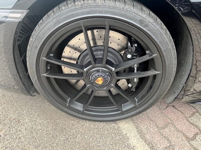 Porsche 911 Targa 4 GTS, del 2023, 7.000 km, in vendita a Bologna (BO)