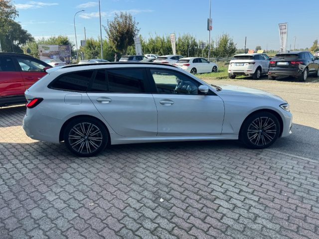 BMW 330 d 48V xDrive Msport - foto 4 di 4