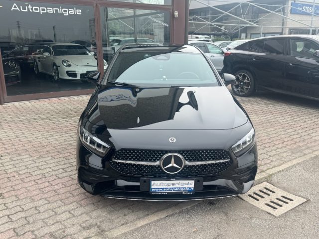 Mercedes-Benz A 180 d Automatic AMG Line Premium - foto 3 di 4