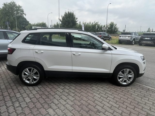 Skoda Karoq 1.0 TSI 110 CV Executive - foto 3 di 4