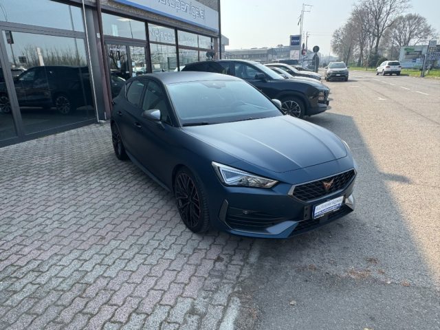 CUPRA Leon 2.0 TSI 245 CV DSG VZ Carbon - foto 3 di 4