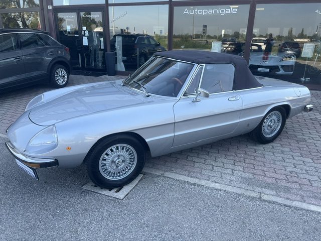 Alfa Romeo Spider 2.0 Veloce 2+2 ASI - foto 3 di 4