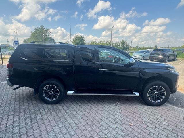 Mitsubishi L200 2.3 D Club Cab 4x4 Super Select Intense PREZZO+IVA - foto 4 di 18