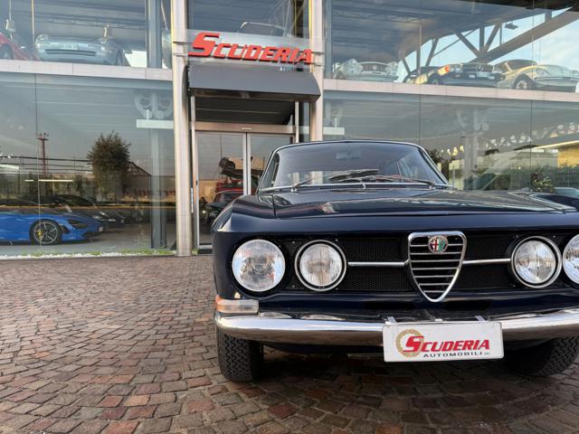 Alfa Romeo GT 1750 GT Veloce - Restauro completo, del 1969, 25.300 km, in vendita a Castiglione Delle Stiviere (MN)