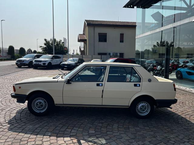 Alfa Romeo Giulietta 1.6 5porte - Vettura conservata - foto 3 di 4