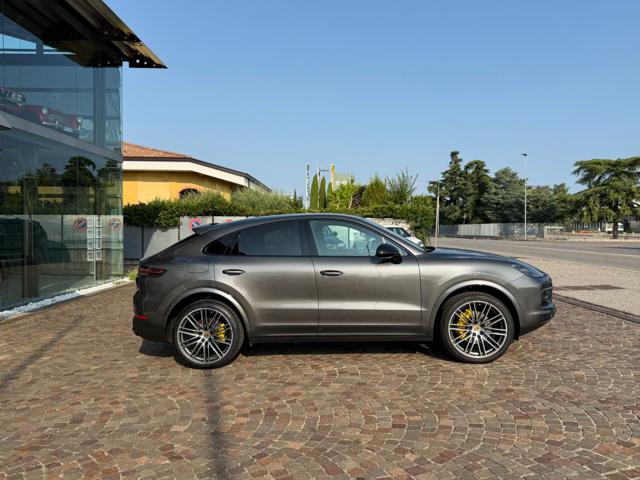 Porsche Cayenne Coupé 3.0 V6 - foto 3 di 4