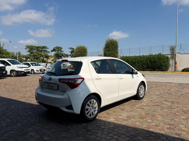 Toyota Yaris 1.5 Hybrid 5 porte Cool Neopatentati - foto 4 di 4